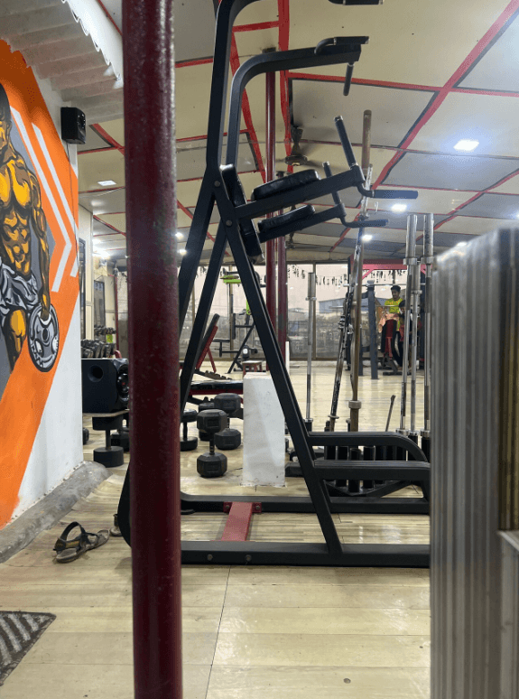 Morya Healthcentre Dipping workouts